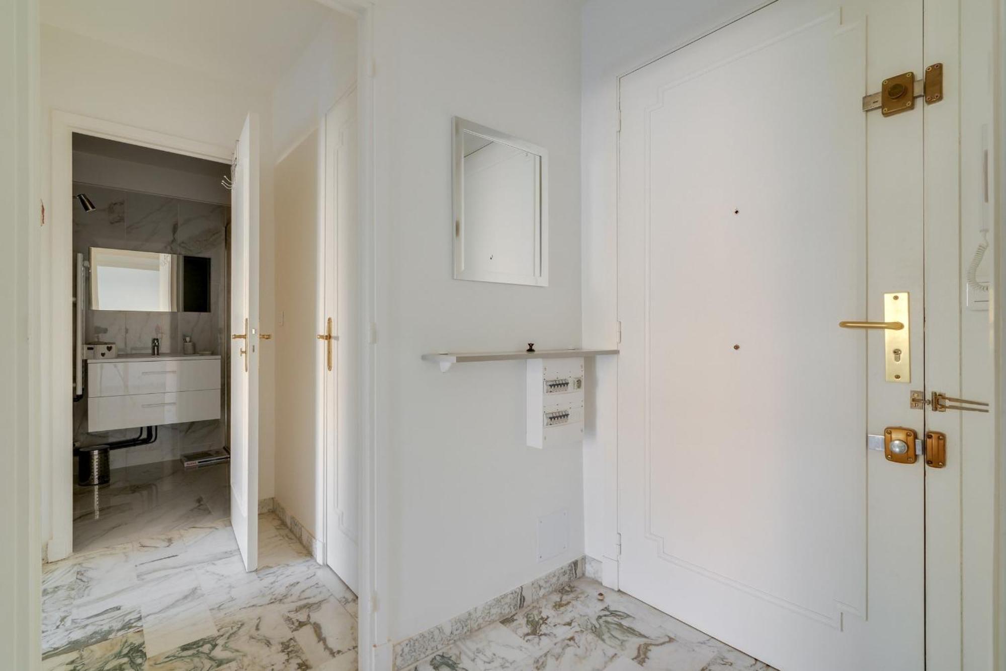 Superb 1 Bedroom Appartement - Close To Croisette Cannes Exteriör bild